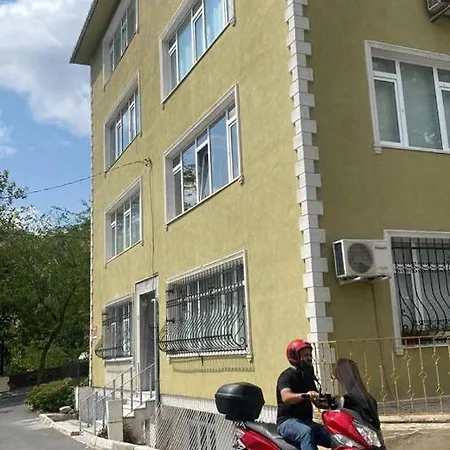 Apartamento Muhtesem Lokasyonda,lux Tasarim Daire Istambul