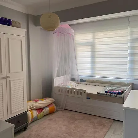 Apartamento Muhtesem Lokasyonda,lux Tasarim Daire